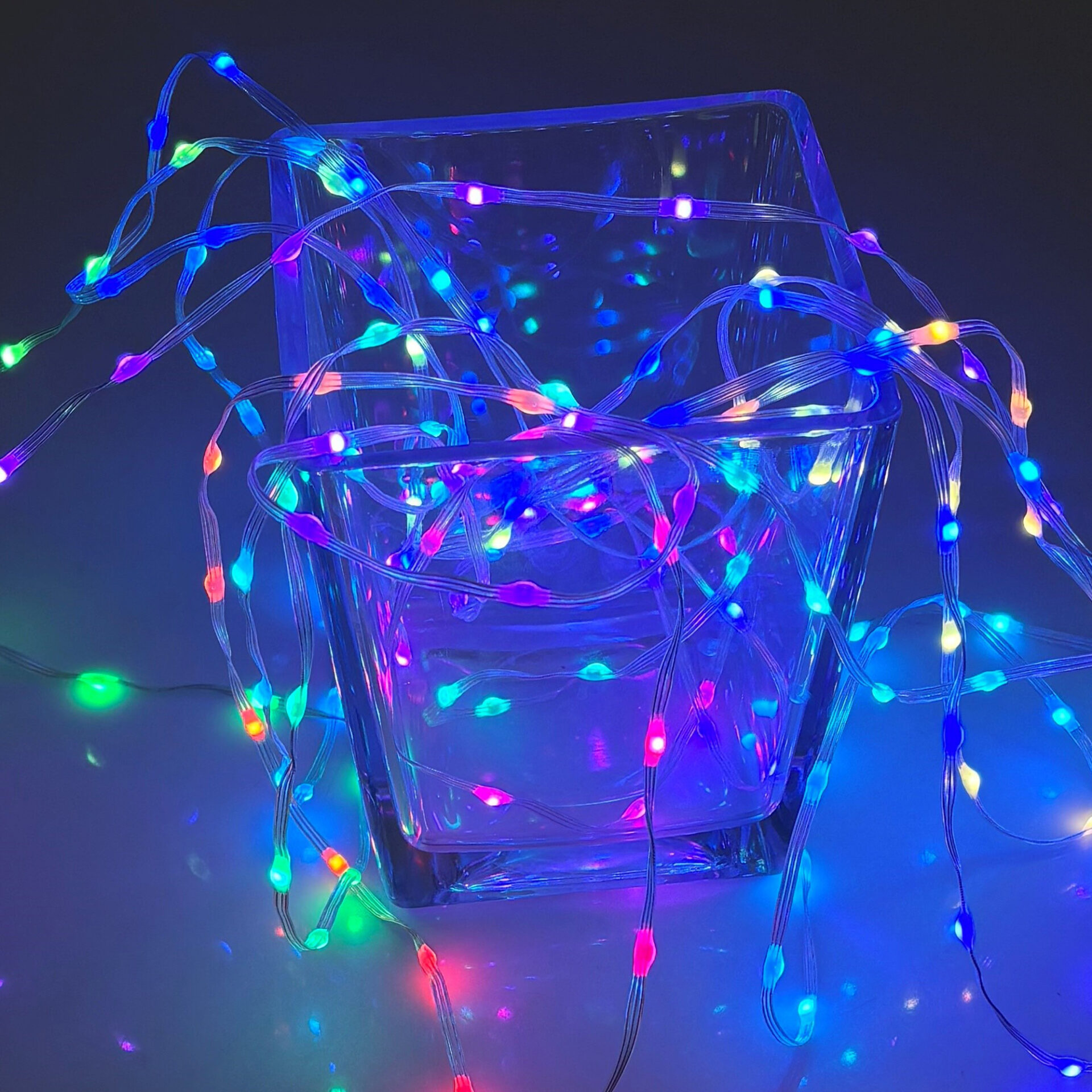 Łańcuch LED 10W 10m 324405 – IP20, RGB, USB + Pilot IR | Sanico GoldLux - obrazek 6