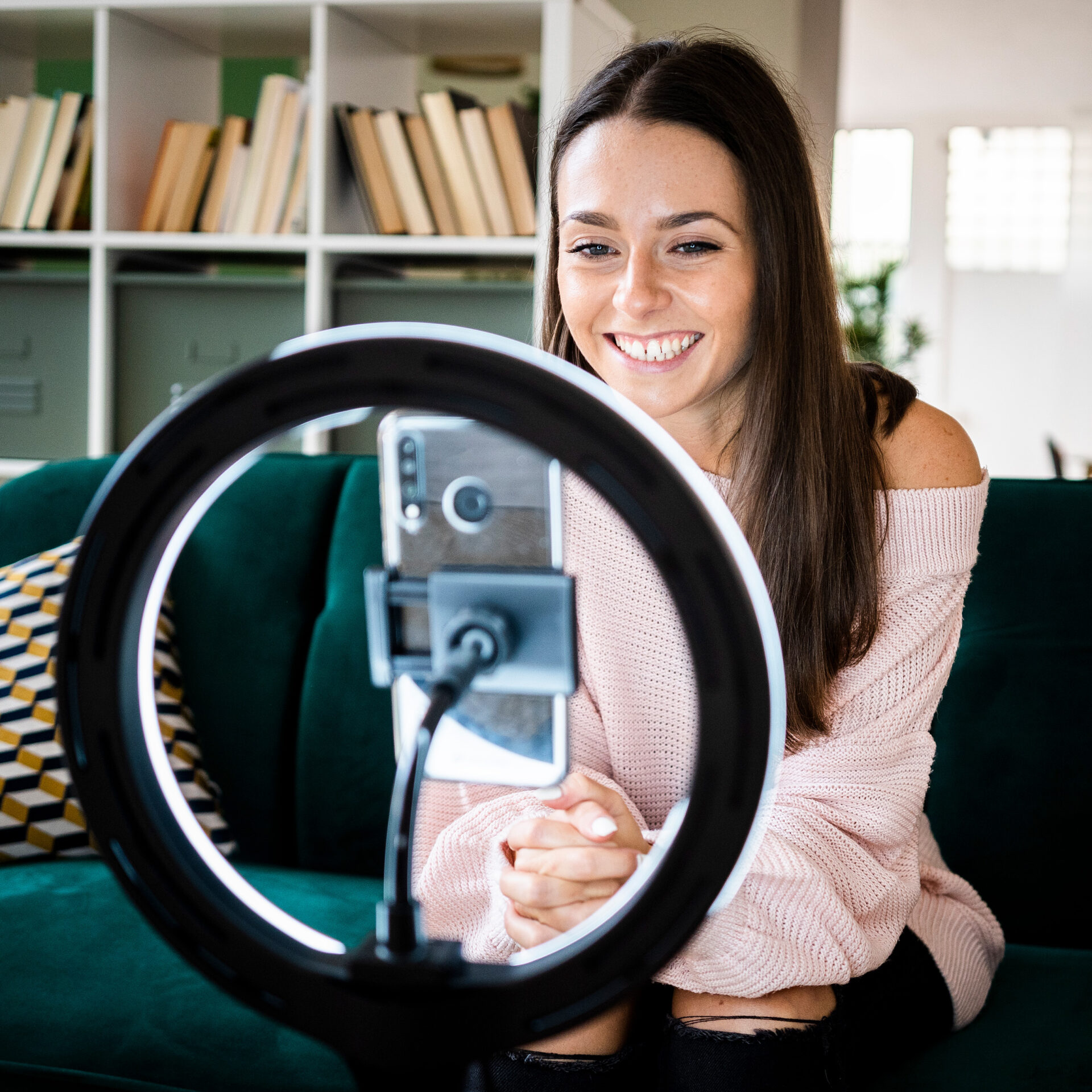 Lampa Stołowa SELFIE LED 327604 – Pierścieniowa, Niska, Czarna | Sanico GoldLux - obrazek 4