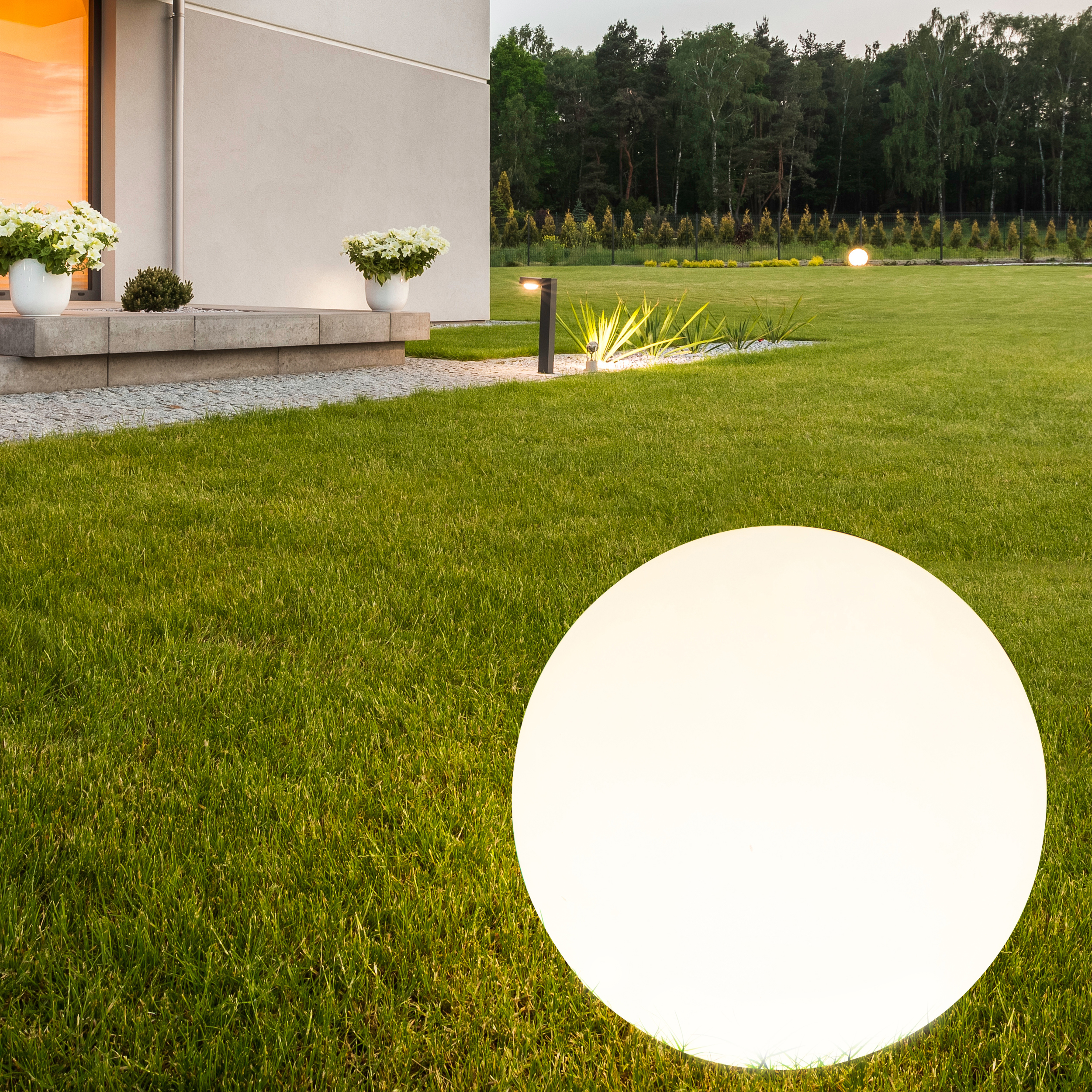 KULA LED 50 lampa solarna RGB+3000K + pilot 330567 Sanico-Goldlux